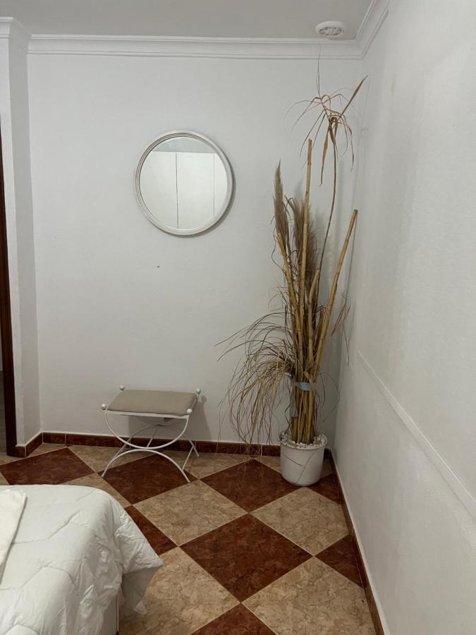El Torreon 3 Apartment Lora del Rio Bagian luar foto